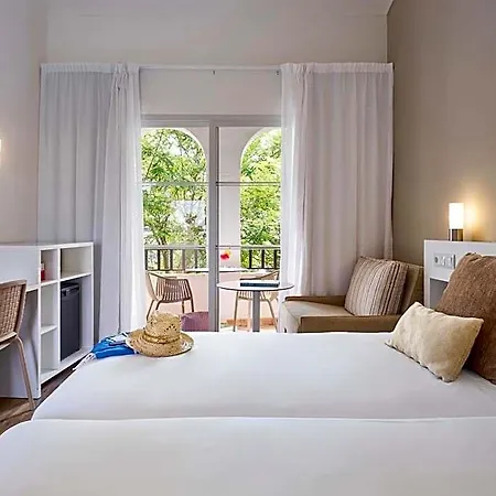 酒店 Sol By Melia Falco Menorca 4*